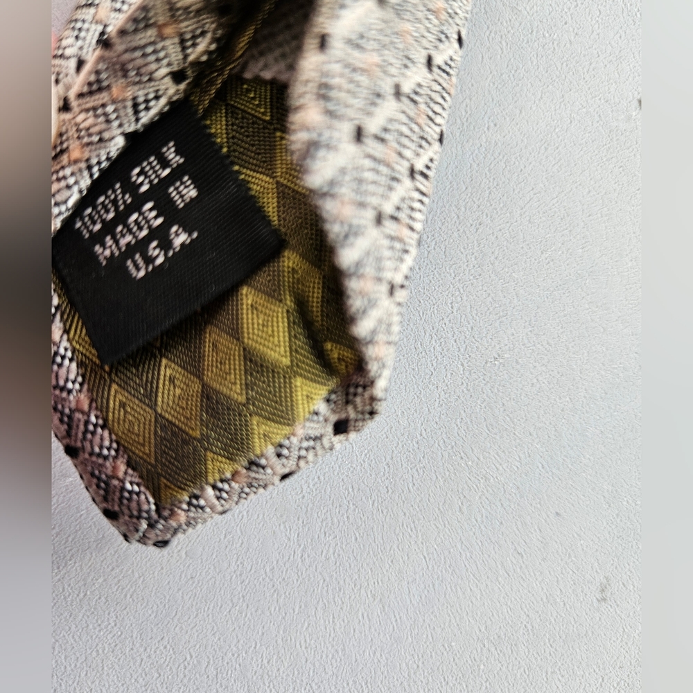 BRUNO PIATELLI Woven Geometric Pattern Silk Tie - Picture 10 of 10